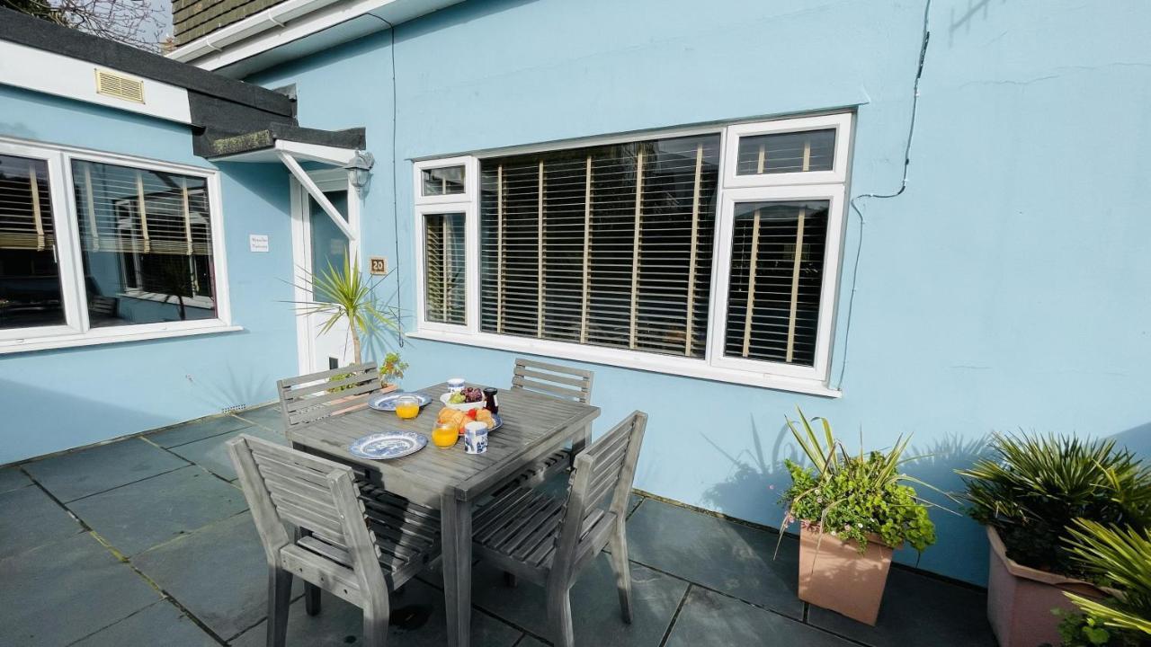 Number 20 - Central, Classic Style, Private And Parking Dartmouth Extérieur photo
